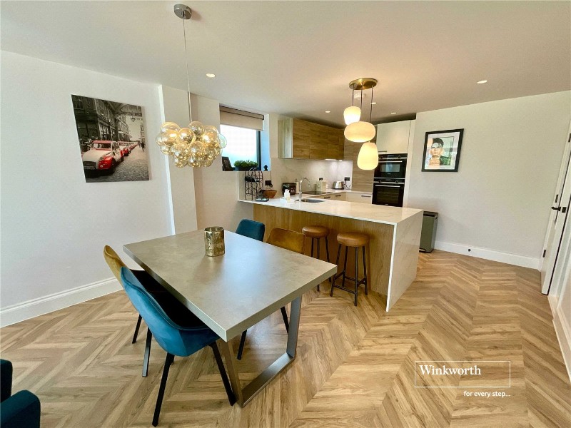 Wharncliffe Road, Highcliffe, Christchurch, Dorset, BH23