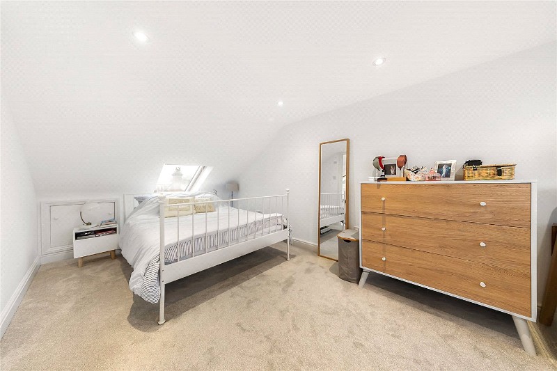 Oxford Gardens, Chiswick, W4