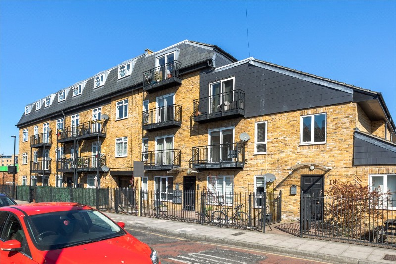 Selby Street, London, E1