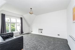 Deronda Road, London, SE24