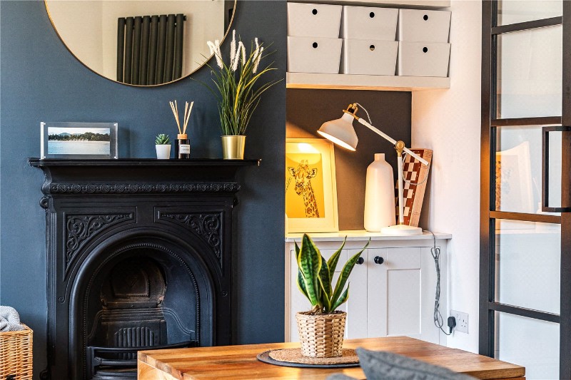 Edward Road, Farnham, Surrey, GU9