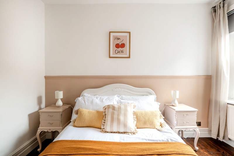 Holberton Gardens, London, NW10