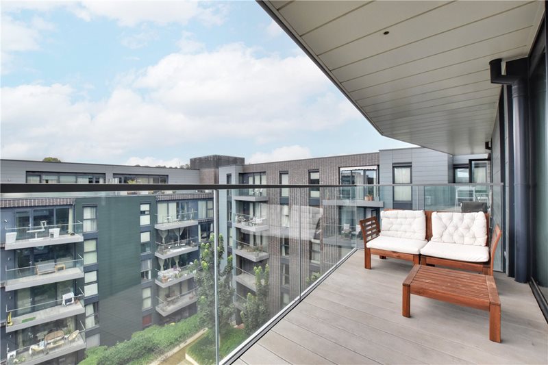 6 Hawthorne Crescent, Greenwich, London, SE10