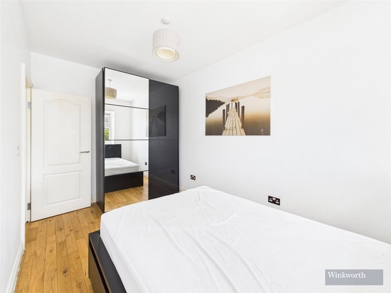Barnsbury Lane, Surbiton, KT5