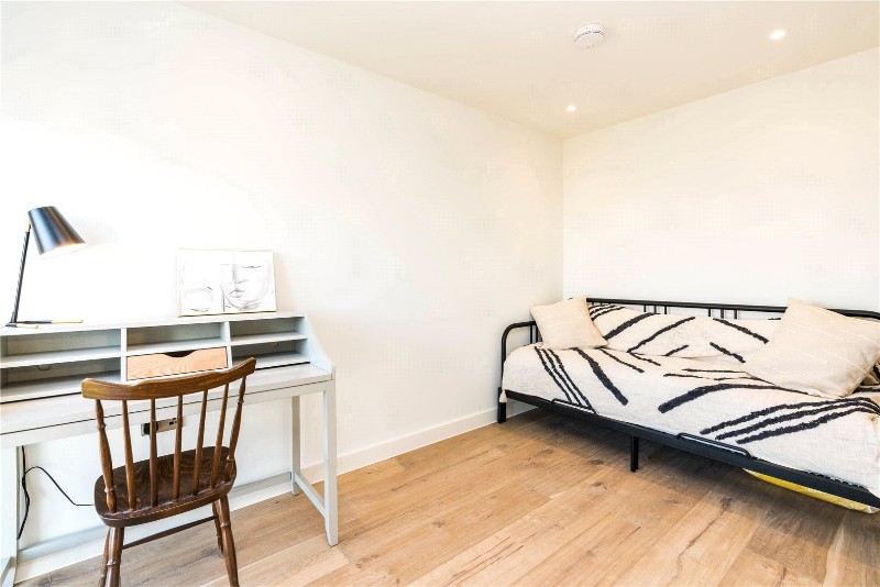 Fermoy Road, London, W9