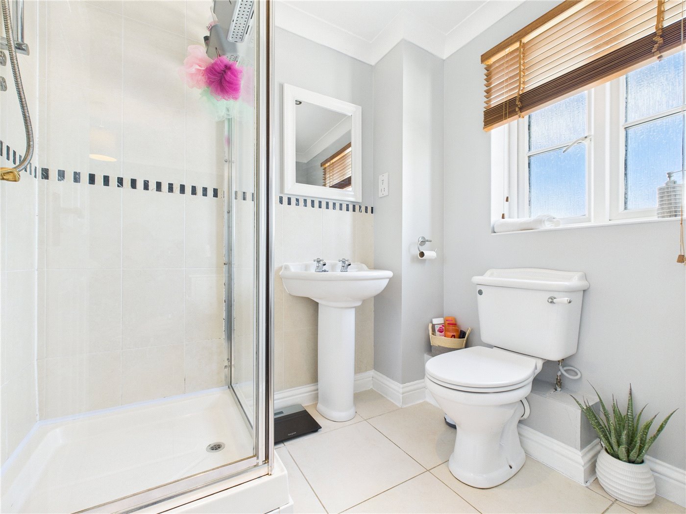 Ensuite