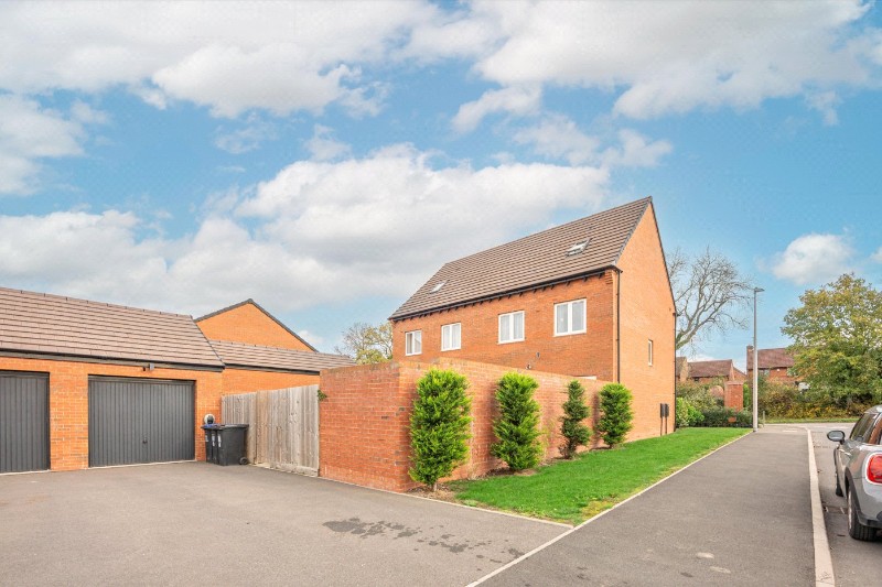 Roman Way, Cubbington, Leamington Spa, Warwickshire, CV32