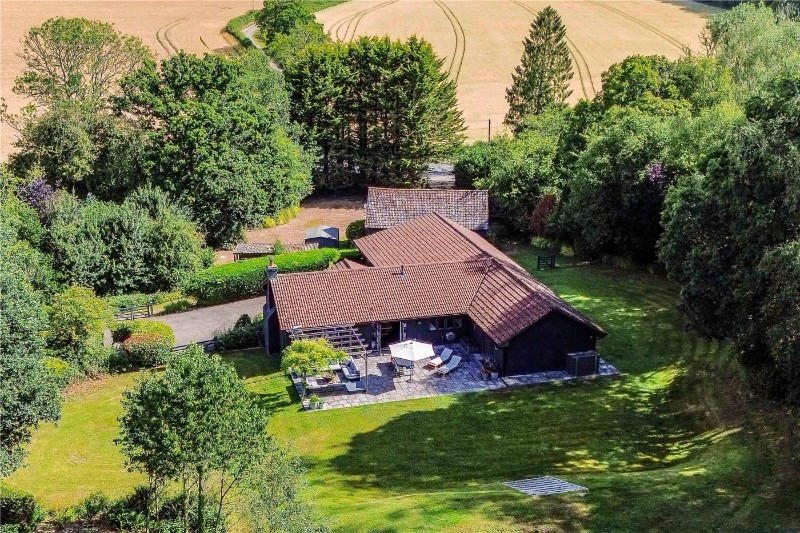 The Tree House, Winchester Road, West Meon, Hampshire, GU32