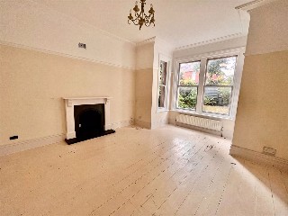 Groveley Road, Bournemouth, BH4