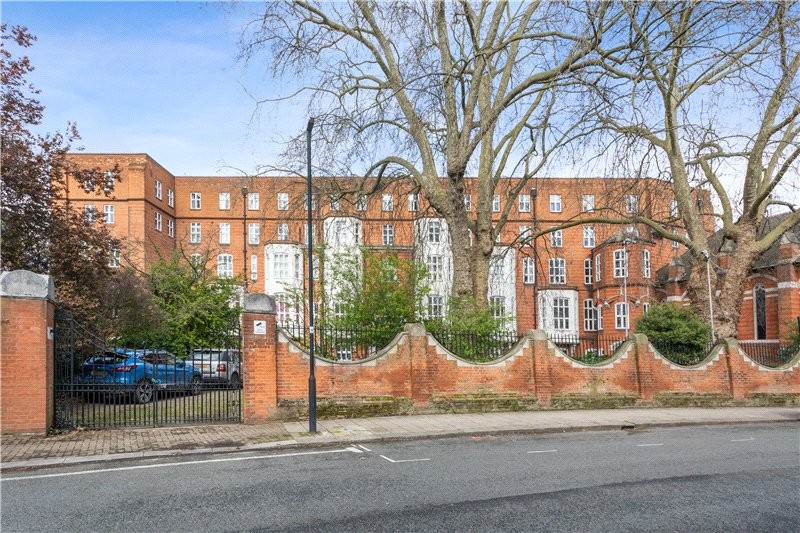 Cormont Road, London, SE5