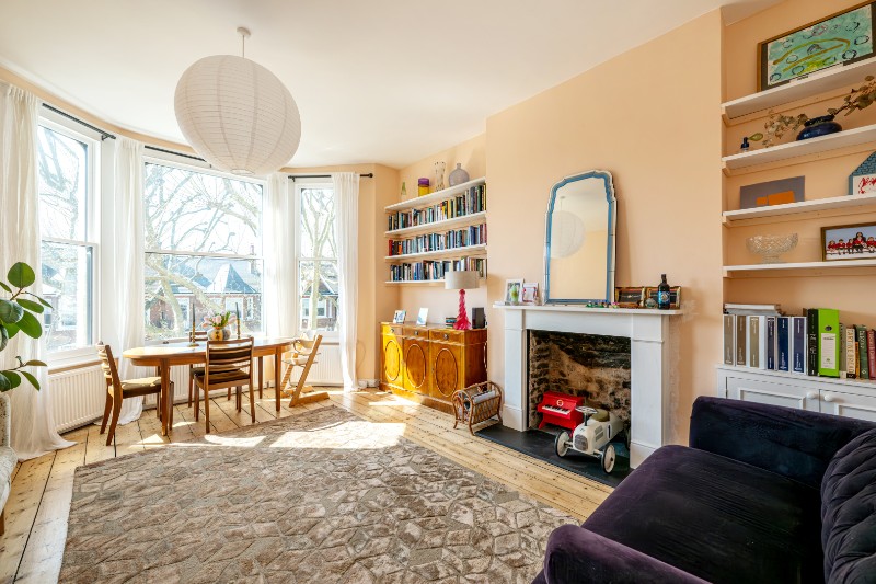 St. Quintin Avenue, London, W10
