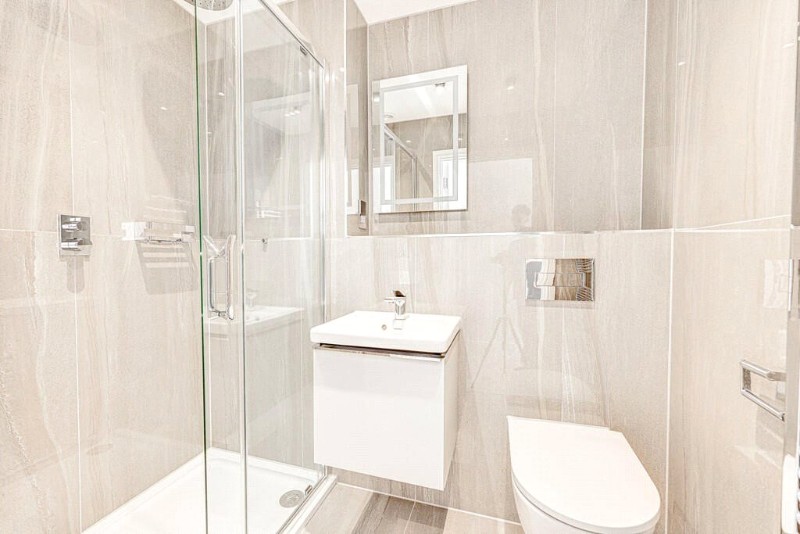 Broadway, Leigh-on-Sea, Essex, SS9