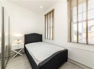 Warwick Road, LONDON, W5