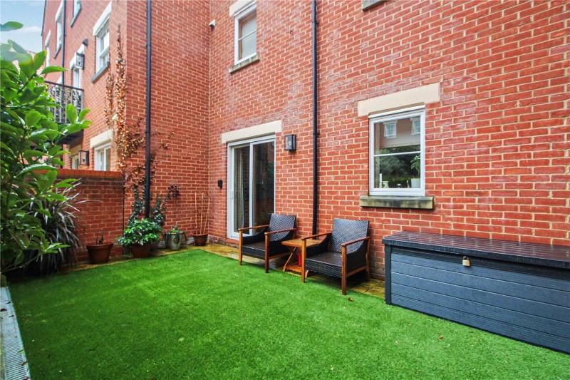 Hamilton Court, Trafalgar Square, Poringland, Norwich, NR14