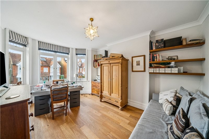 Madrid Road, Barnes, London, SW13