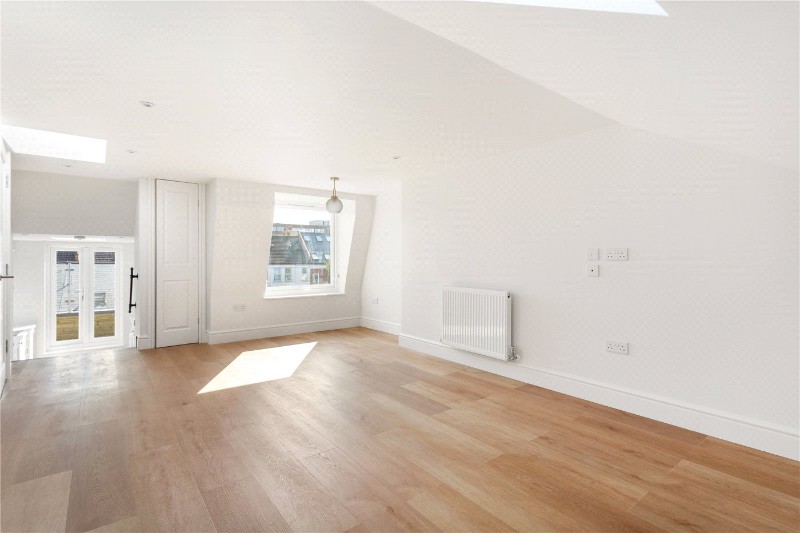 Garratt Lane, London, SW17