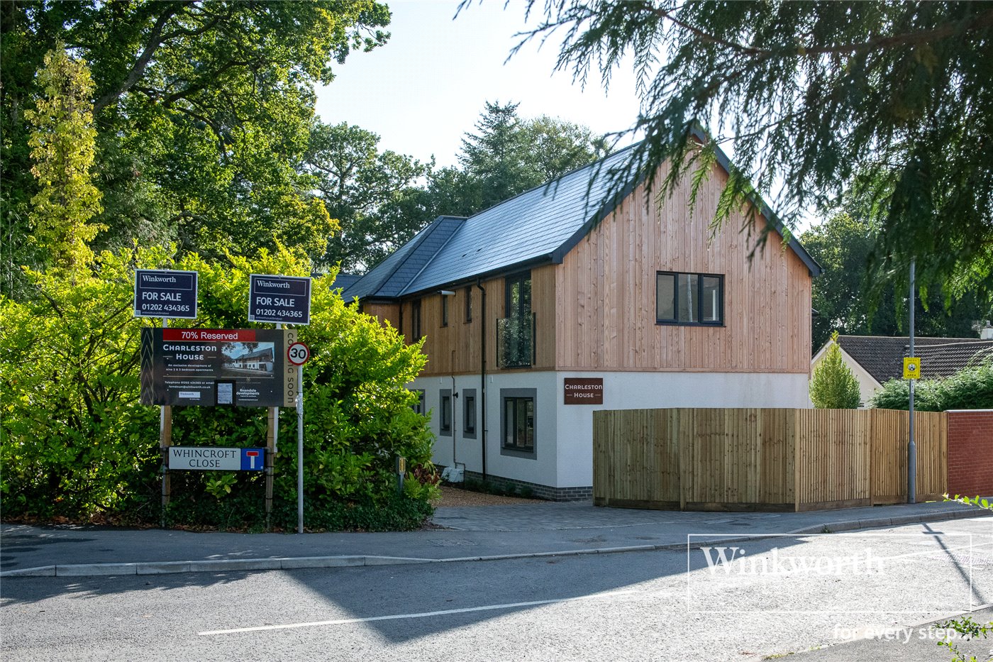 2 bedroom property for sale in Wimborne Road East, Ferndown, BH22 (Ref