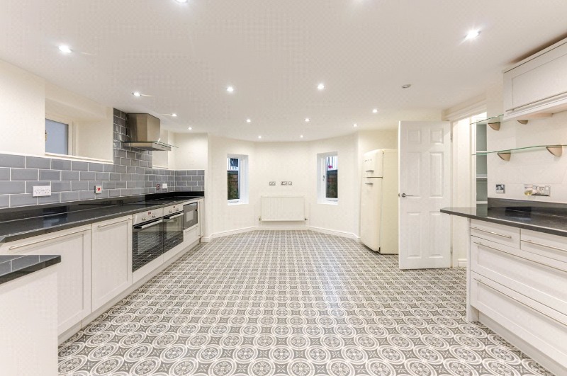 Leam Terrace, Leamington Spa, Warwickshire, CV31