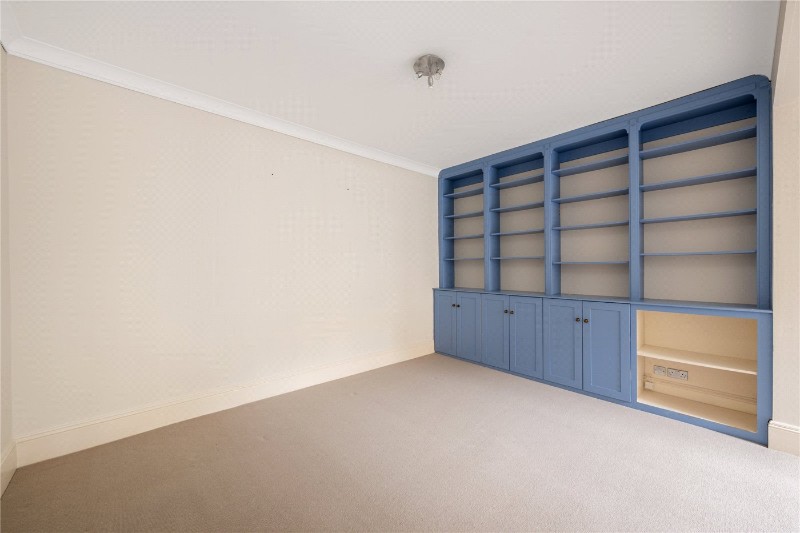 Ordnance Mews, London, NW8