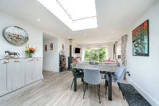 Station Road, Bentley, Farnham, Hampshire, GU10