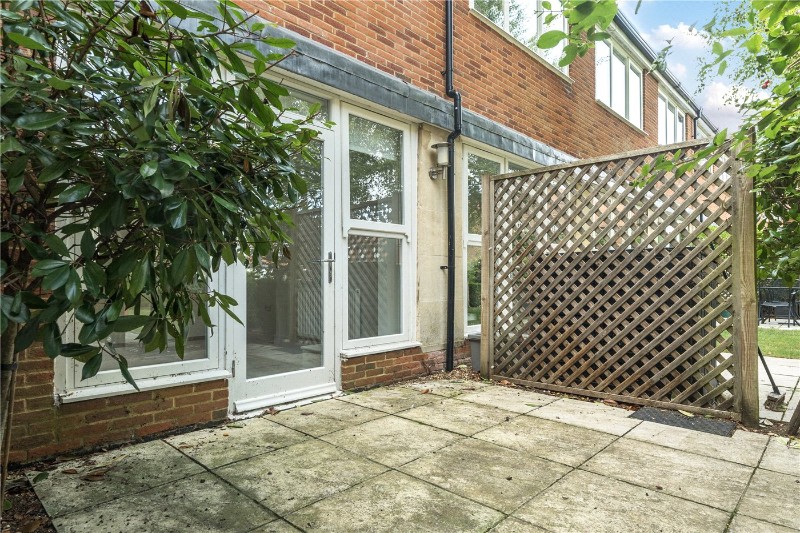 Burnham Square, Upper Froyle, Alton, Hampshire, GU34