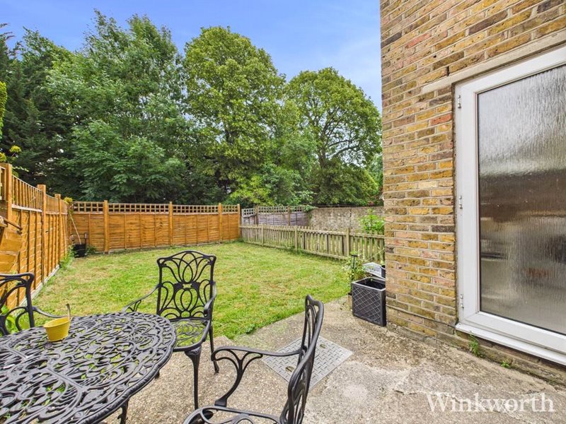 Kings Avenue, Ealing, London, UK, W5