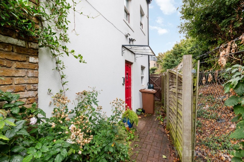 Trundleys Road, London, SE8