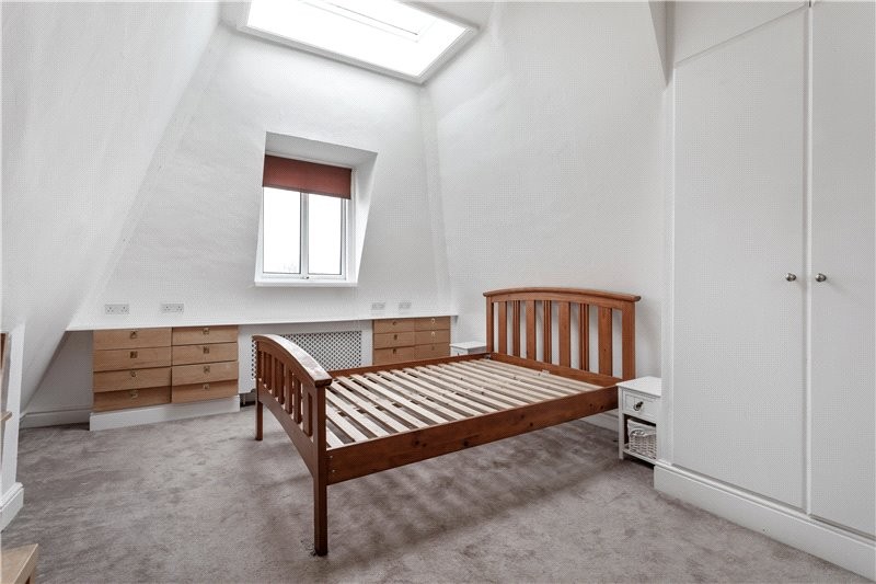 Knatchbull Road, London, SE5
