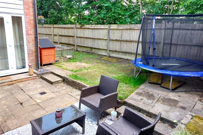 Copnor Close, Woolton Hill, Newbury, Hampshire, RG20