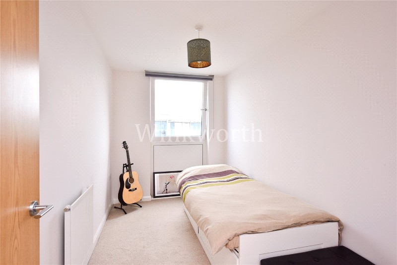 Coppermill Heights, Tottenham Hale, N17