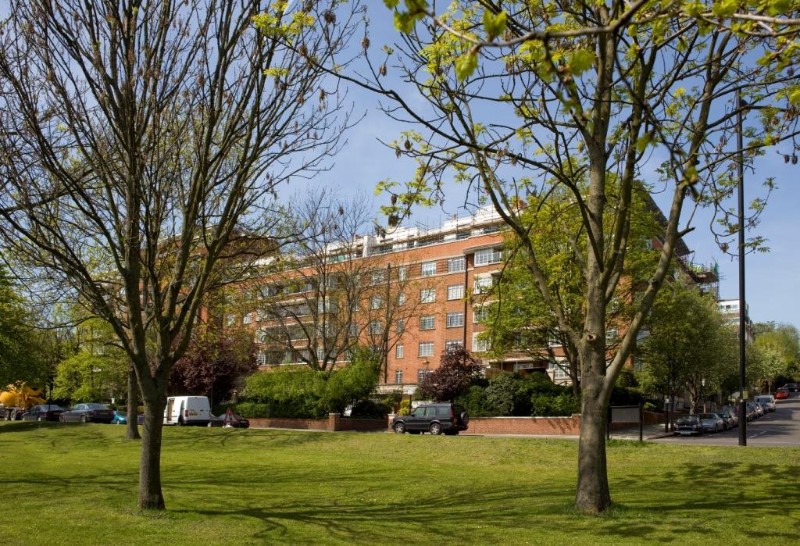 St James Close, St John&#39;s Wood, London, NW8