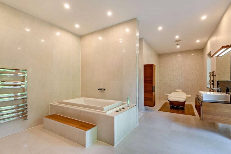 Yaffle Road, St Georges Hill, KT13