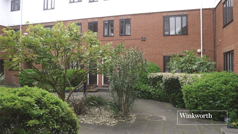Lyonsdown Road, New Barnet, EN5