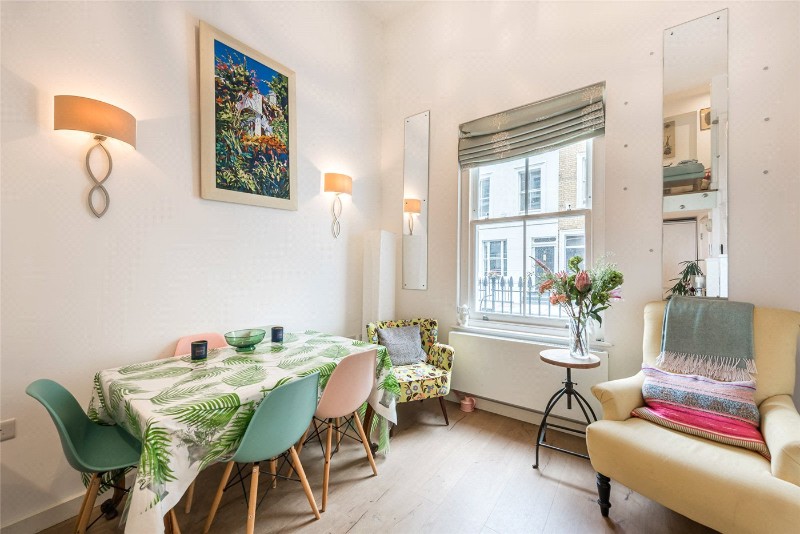The Old Post House, Churton Place, London, SW1V