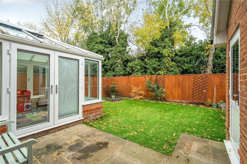 Grove Close, Wrecclesham, Farnham, Surrey, GU10