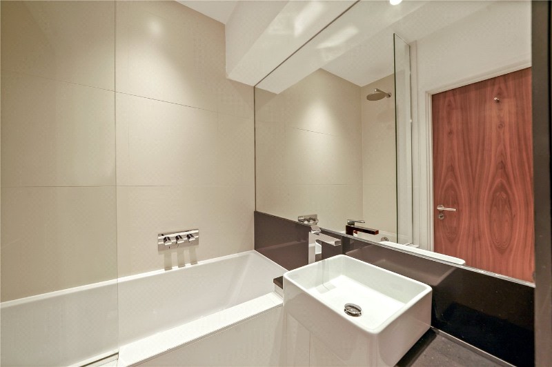 Alt Grove, London, SW19