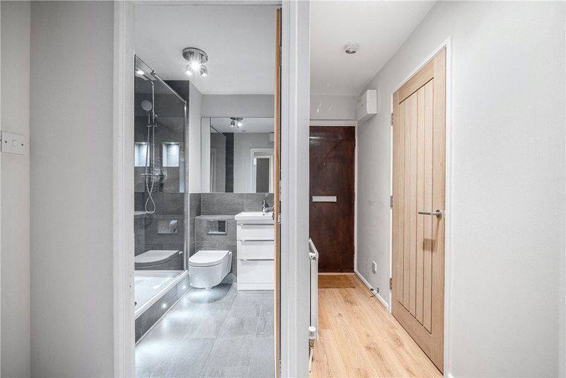 Creffield Road, London, W3
