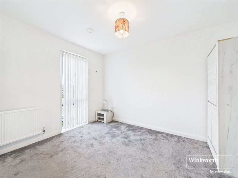 Edgecumbe Avenue, Colindale, NW9