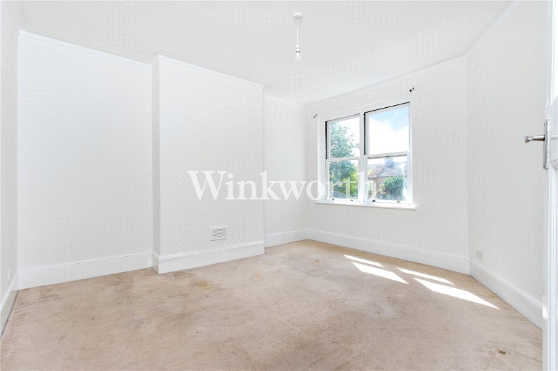 Kelvin Avenue, London, N13
