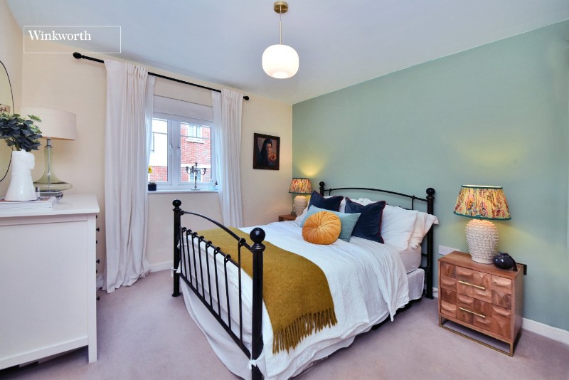 Schoolgate Drive, Morden, SM4