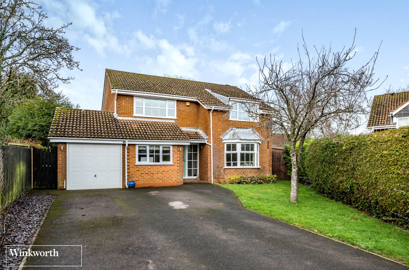 Greenbirch Close, RG22