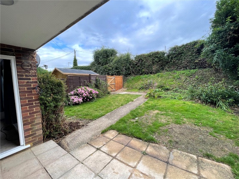 Weydon Lane, Farnham, Surrey, GU9