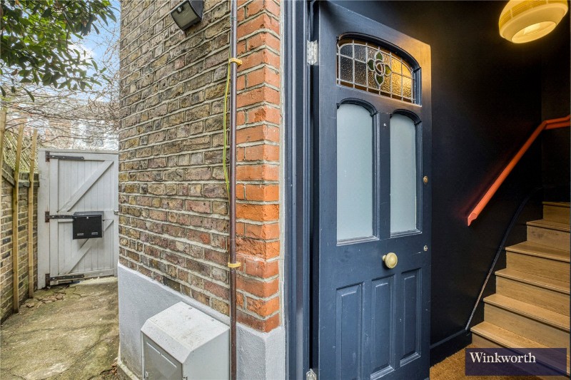 Leighton Gardens, London, NW10