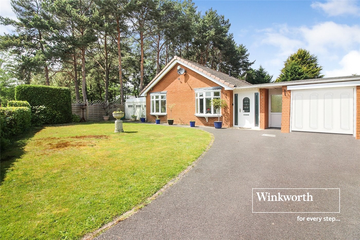 3 bedroom property for sale in Fernlea Close, Ashley Heath, Ringwood