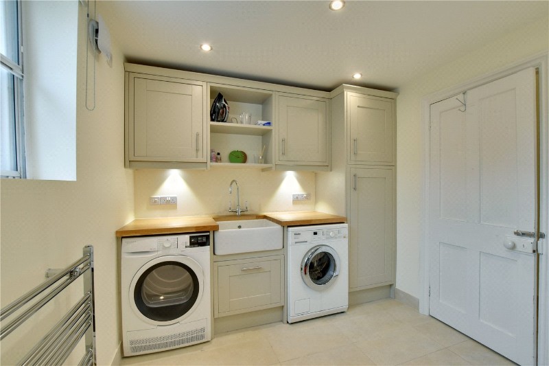 Shooters Hill Road, Blackheath, London, SE3