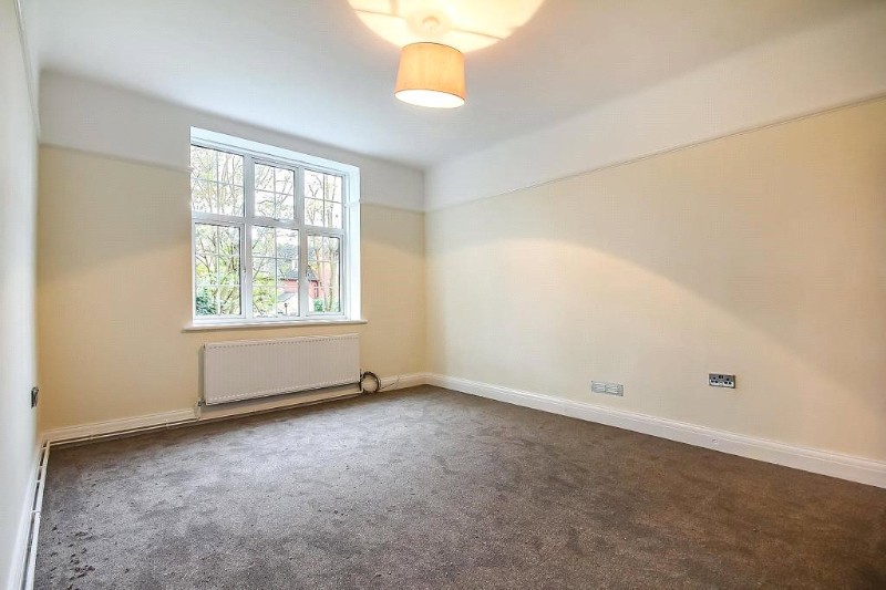 Gloucester Court, Kew Road, Kew, Surrey, TW9