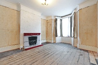 Bloemfontein Avenue, London, W12