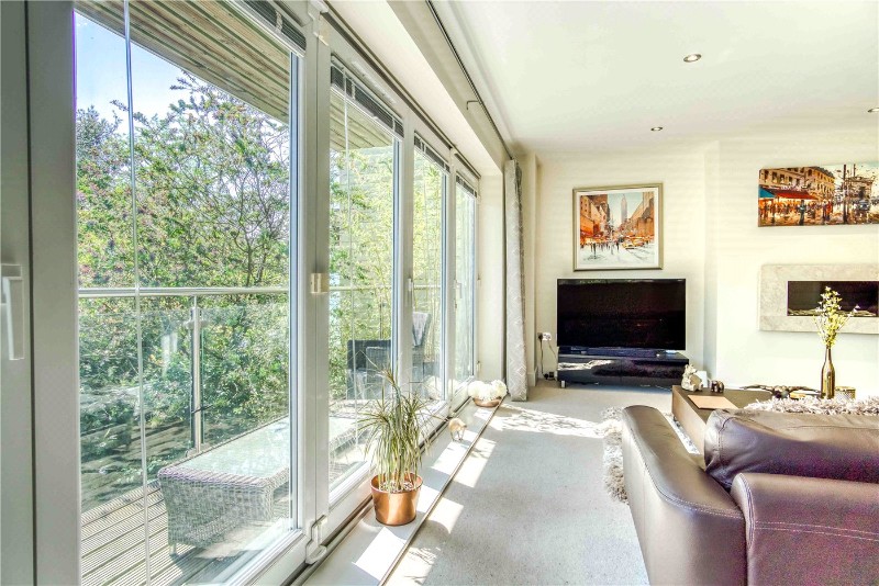 Delhi Close, Lower Parkstone, Poole, BH14