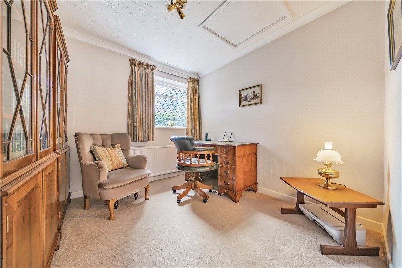St. Marys Close, Sandhurst, Berkshire, GU47