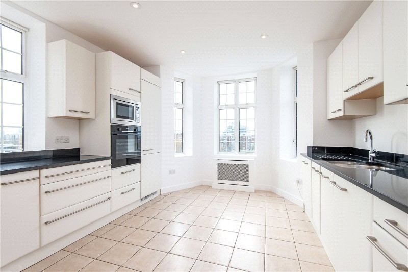 Eyre Court, Finchley Road, St John&#39;s Wood, London, NW8